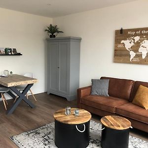 Deluxe Studio